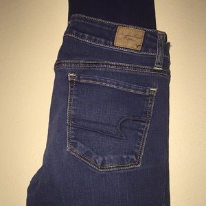 American Eagle dark wash skinny jeans